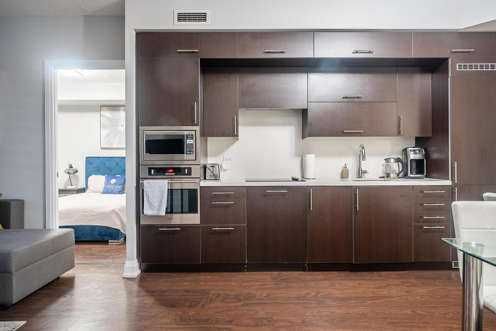 Globalstay Modern In North York Skyscraper Apartment Toronto