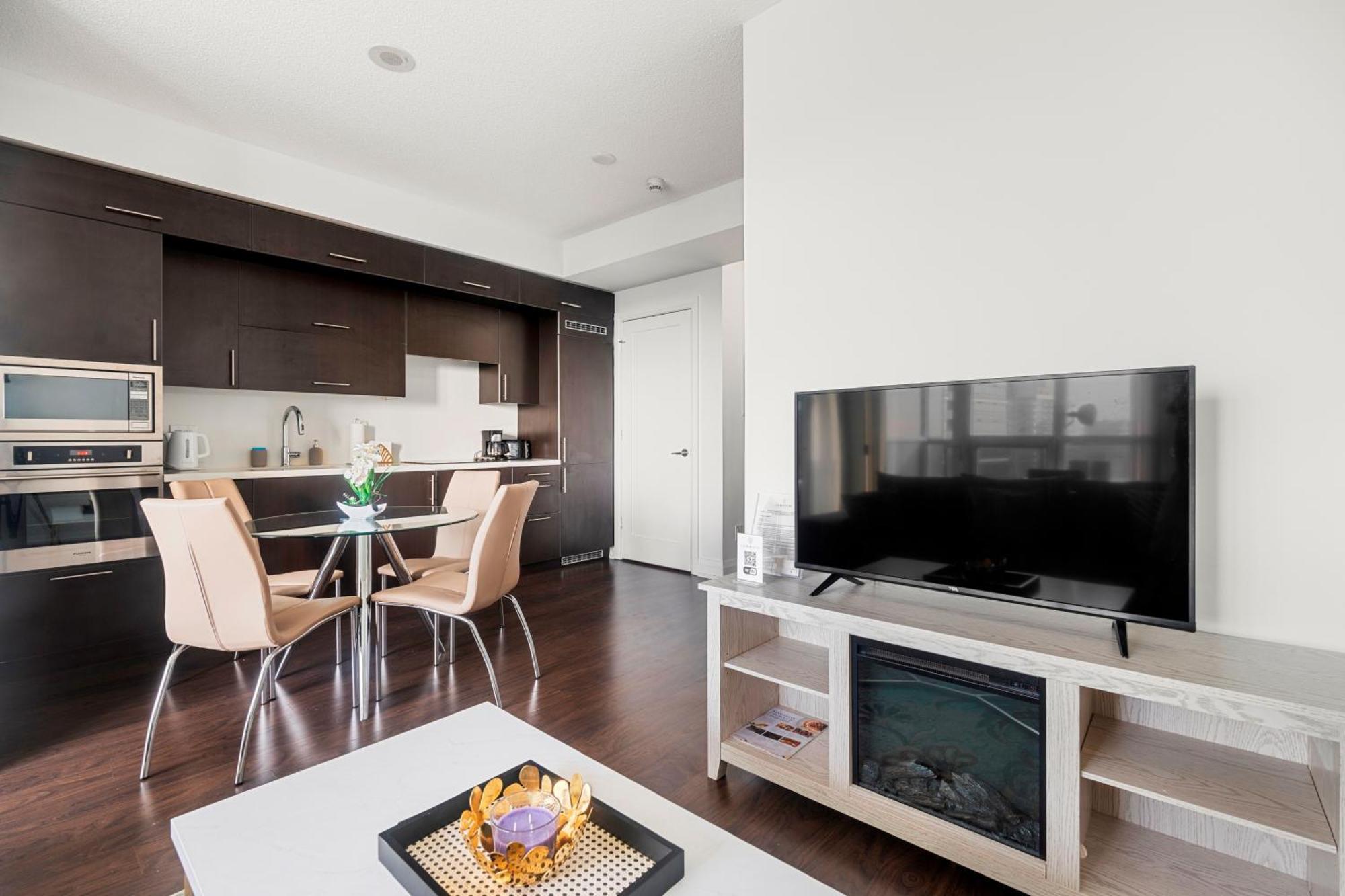 Globalstay Modern In North York Skyscraper Apartment Toronto